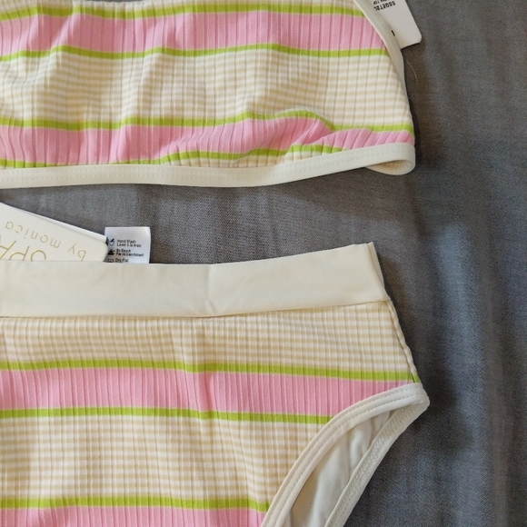 L*Space Gemma Frenchi Bikini Set Top Bottoms - Picture 3 of 16